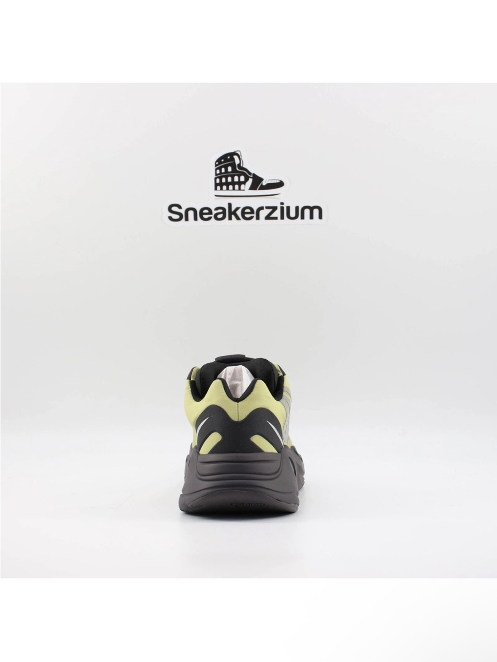 Adidas Yeezy 700 MNVN Resin GW9525 Men's New - Picture 3 of 8